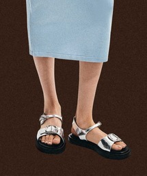 CHARLES & KEITH｜チャールズ＆キースのサンダル（シルバー/銀色