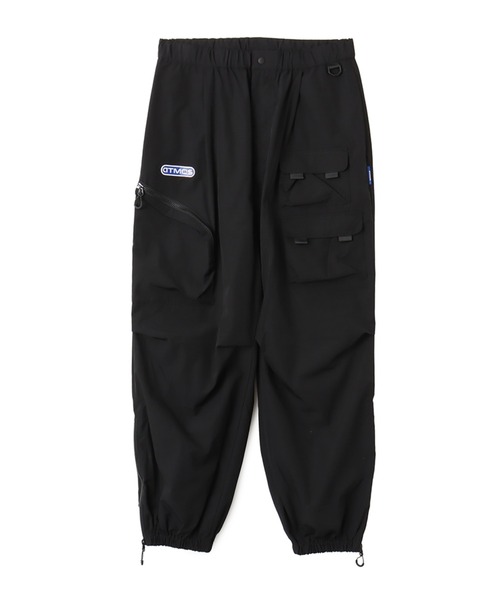 atmos（アトモス）の「atmos Performance Utility Cargo Track Pants / アトモス パフォーマンス ユーティリティ カーゴ トラック パンツ（その他パンツ・メンズ・ブラック/カーキ/ブルー・M/L/XL）」の2枚目の写真
