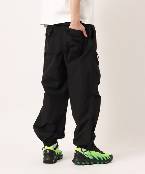 atmos（アトモス）の「atmos Performance Utility Cargo Track Pants / アトモス パフォーマンス ユーティリティ カーゴ トラック パンツ（その他パンツ・メンズ・ブラック/カーキ/ブルー・M/L/XL）」の11枚目の写真