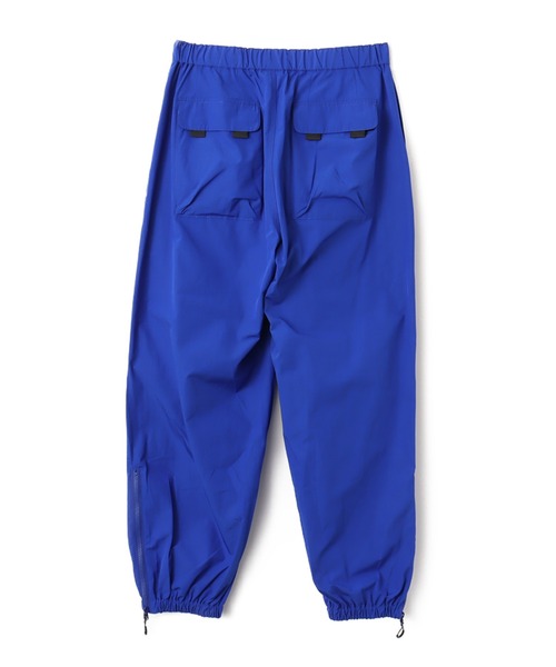 atmos（アトモス）の「atmos Performance Utility Cargo Track Pants / アトモス パフォーマンス ユーティリティ カーゴ トラック パンツ（その他パンツ・メンズ・ブラック/カーキ/ブルー・M/L/XL）」の4枚目の写真