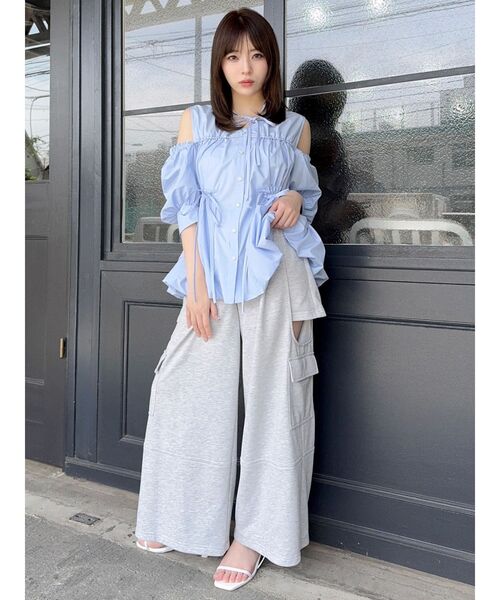 dazzlin（ダズリン）の「サイドーオープンワイドカーゴパンツ（カーゴパンツ・レディース・グレー・MEDIUM/SMALL）」の4枚目の写真