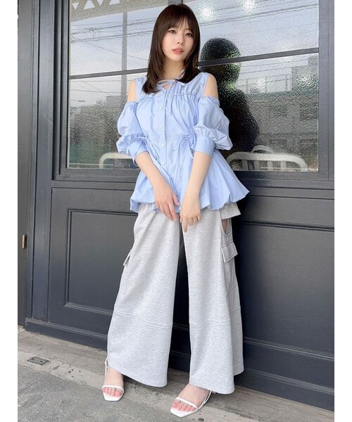 dazzlin（ダズリン）の「サイドーオープンワイドカーゴパンツ（カーゴパンツ・レディース・グレー・MEDIUM/SMALL）」の5枚目の写真