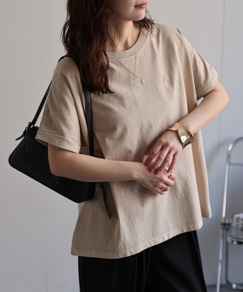 U.S. POLO ASSN.(ユーエスポロアッスン)の「【U.S.POLO ASSN./ユーエスポロアッスン】ピグメントTシャツ《動画あり》(Tシャツ/カットソー・レディース・スミクロ/パープル/ベージュ・MEDIUM/LARGE)」の3枚目の写真