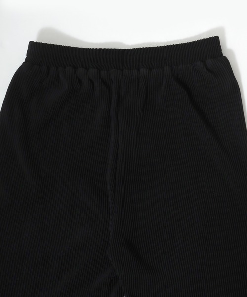 Salong hameu(サロン ハミュー)の「無地カットプリーツパンツ/ストレートシルエット イージーパンツ レディース(その他パンツ・レディース・カーキ/ブラック/チャコールグレー/モカ/ブルー・L/M)」の7枚目の写真