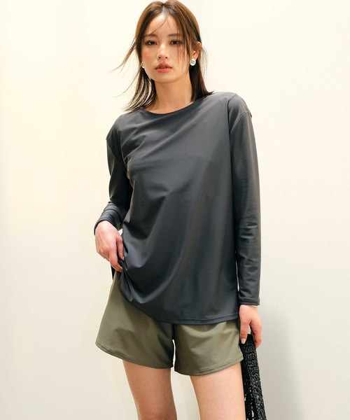 OSYAREVO(オシャレボ)の「水着 レディース 体型カバー ラッシュガード フィットネス 水陸両用 ラッシュ ショートパンツ セットアップ セパレート(ラッシュガード・レディース・ホワイト系その他2/ブラック系その他/ホワイト系その他/グレー・X-LARGE/LARGE/MEDIUM)」の19枚目の写真