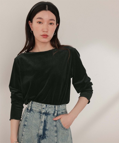 titivate（ティティベイト）の「シアーベロアロングTシャツ（Tシャツ/カットソー・レディース・ピンク/ブラウン/ネイビー/アイボリー/グレイッシュベージュ/ブラック・L/M/S）」の3枚目の写真