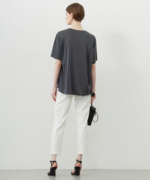 ICB(アイシービー)の「シルケットスムースコンビ Tブラウスカットソー(Tシャツ/カットソー・レディース・ブラック系/グレー系/アイボリー系・LARGE/X-LARGE)」の12枚目の写真