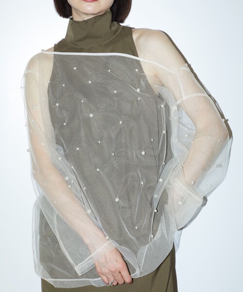 AEWEN MATOPH（イウエン マトフ）の「＜AEWEN MATOPH＞ハイネック ブラウス（シャツ/ブラウス・レディース・ブラック/モカ・FREE）」の3枚目の写真