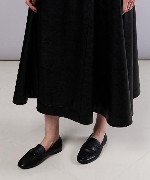 Sov.（ソブ）の「フェイクレザースカート（スカート・レディース・ダークブラウン/ブラック・38/36）」の8枚目の写真