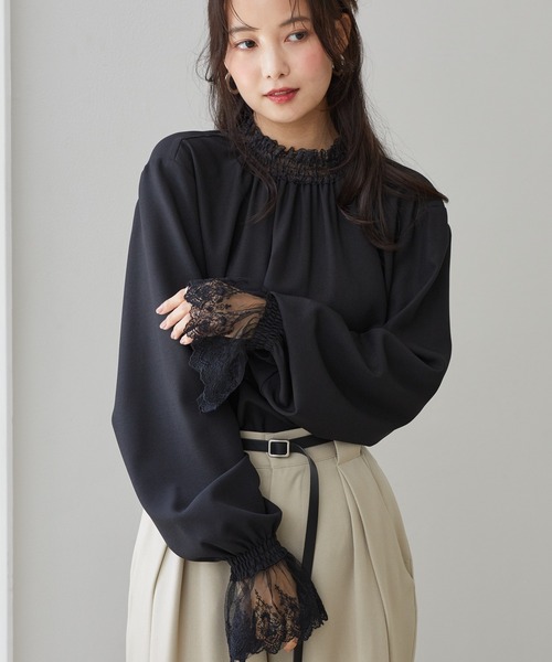 RANAN(ラナン)の「【26AW新色追加】レースフリルプチハイネックブラウス(シャツ/ブラウス・レディース・ブラック/ホワイト/ベージュ・M/L/LL)」の2枚目の写真