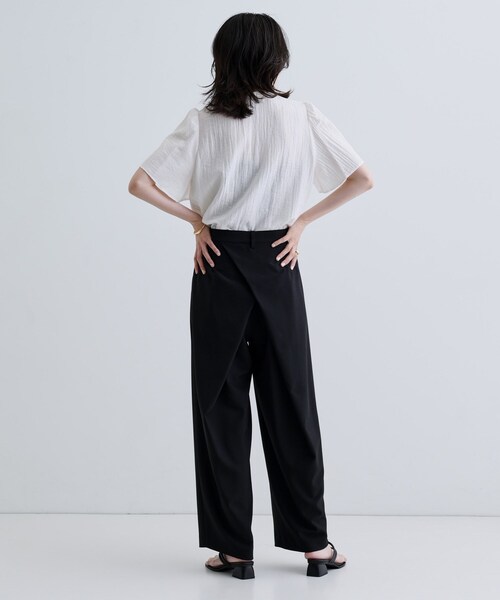 GALLEST（ギャレスト）の「フレアスリーブブラウス（シャツ/ブラウス・レディース・ブラック/カーキ/ホワイト・38）」の12枚目の写真