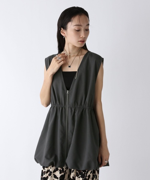 JEANASIS（ジーナシス）の「ドロストバルーンベスト/580944（ベスト・レディース・アイボリー/スミクロ/カーキブラウン・FREE）」の19枚目の写真