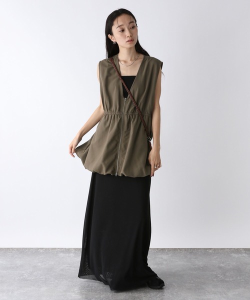 JEANASIS（ジーナシス）の「ドロストバルーンベスト/580944（ベスト・レディース・アイボリー/スミクロ/カーキブラウン・FREE）」の22枚目の写真