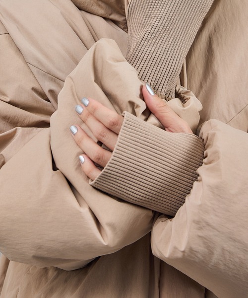 SALON adam et rope'（サロン アダム エ ロペ）の「[GREENDOWN（グリーンダウン）]クロップドダウンブルゾン/ 撥水加工（ダウンジャケット/コート・レディース・オフホワイト/ブラック/ベージュ・FREE）」の8枚目の写真