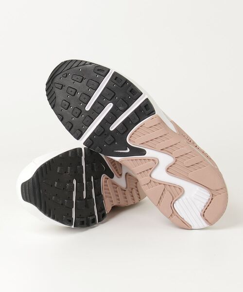 NIKE(ナイキ)の「ナイキ NIKE ナイキ エア マックス エクシー(スニーカー・レディース・ホワイト×ピンク・25.0cm/24.5cm/24.0cm/23.5cm/23.0cm)」の3枚目の写真