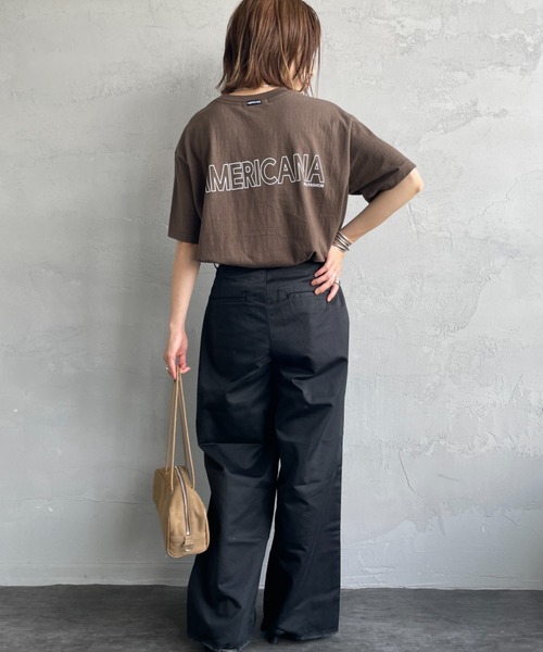 AMERICANA（アメリカーナ）の「[Americana/アメリカーナ] バックプリント フロッキーロゴＴシャツ（Tシャツ/カットソー・レディース・ダークブラウン/ネイビー/ホワイト・ONE SIZE）」の18枚目の写真