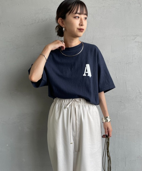 Americana/アメリカーナ] バックプリント フロッキーロゴT