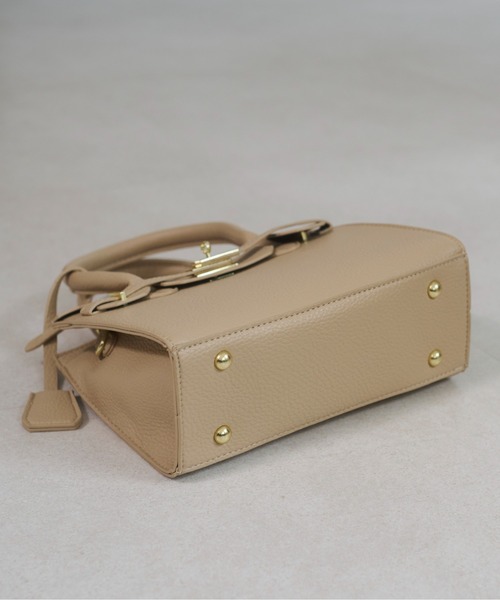 ANGIE（アンジー）の「2WAY 金具付き ショルダー バッグ（ハンドバッグ・レディース・ベージュ/ブラック・FREE）」の5枚目の写真