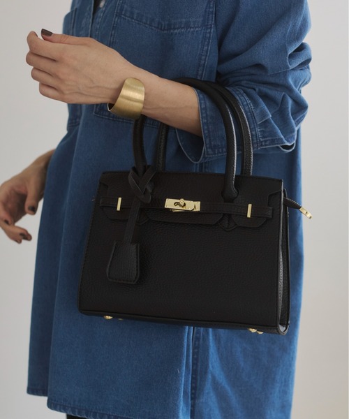 ANGIE（アンジー）の「2WAY 金具付き ショルダー バッグ（ハンドバッグ・レディース・ベージュ/ブラック・FREE）」の7枚目の写真