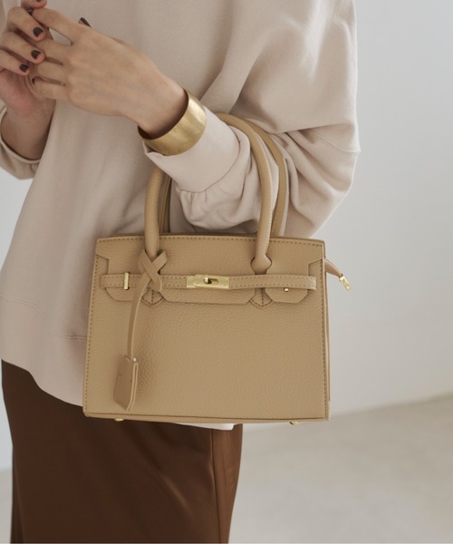 ANGIE（アンジー）の「2WAY 金具付き ショルダー バッグ（ハンドバッグ・レディース・ベージュ/ブラック・FREE）」の11枚目の写真