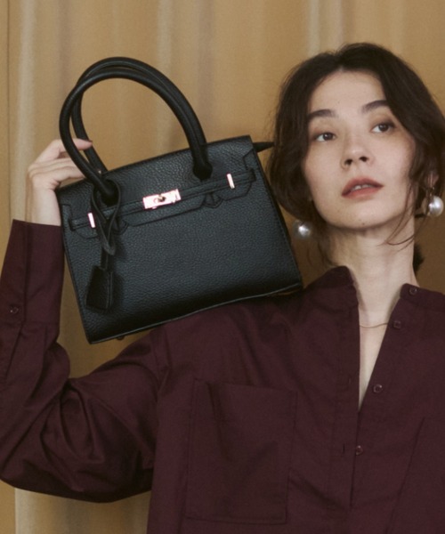 ANGIE（アンジー）の「2WAY 金具付き ショルダー バッグ（ハンドバッグ・レディース・ベージュ/ブラック・FREE）」の18枚目の写真