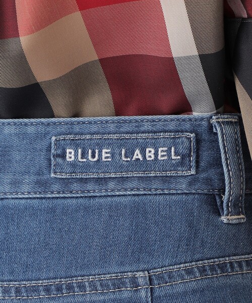 BLUE LABEL CRESTBRIDGE(ブルーレーベルクレストブリッジ)の「ライトデニムワイドパンツ(デニムパンツ・レディース・ネイビー/ブルー系その他4・40/38/36/34)」の9枚目の写真