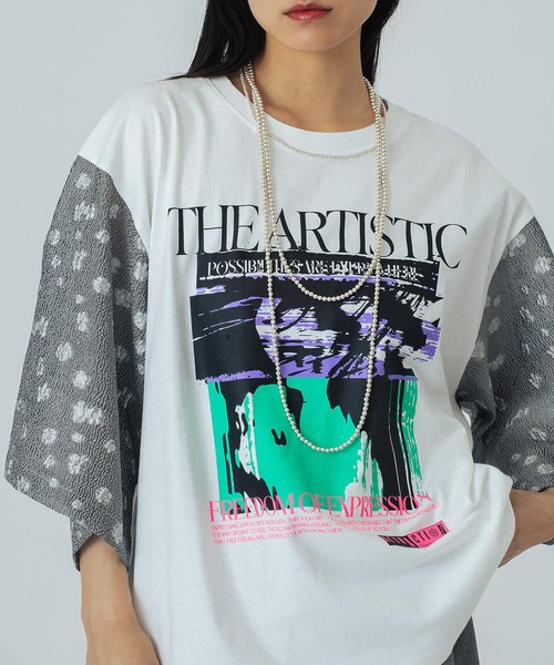 OKIRAKU（オキラク）の「(OKIRAKU×ROSEBUD)FLOWER SLEEVE GRAPHIC TOP（Tシャツ/カットソー・レディース・ホワイト/グレー・ONE SIZE）」の6枚目の写真