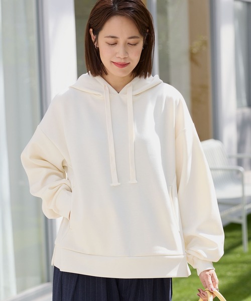 THE CRAFT CREW PRODUCTS(ザクラフトクループロダクツ)の「オーバーサイズ サイドスリット ソフトダンボールニットパーカー【THE CRAFT CREW PRODUCTS】(パーカー・レディース・ブラック/ライトグレー/アイボリー・M/L)」の4枚目の写真