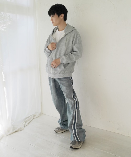 Beno（ビーノ）の「ダンボールジップアップパーカー（パーカー・メンズ・グレー/ブラック・X-LARGE/LARGE/MEDIUM）」の8枚目の写真