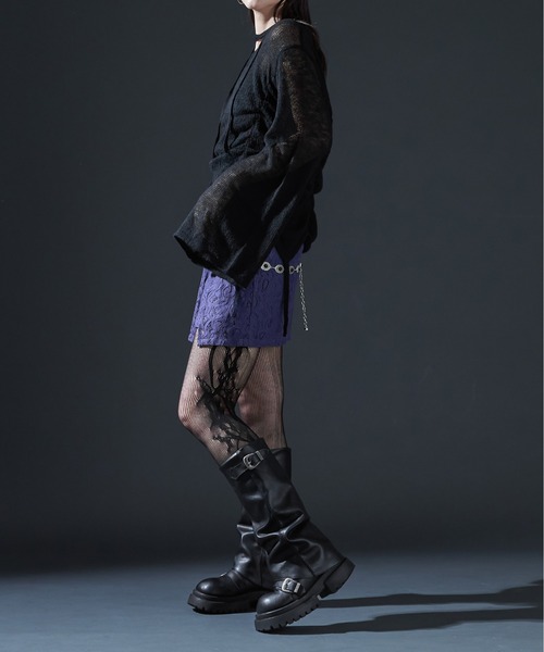 Ellno de Mavie(エルノデメヴィ)の「コードネックシャーリングシアーニット(ニット/セーター・レディース・ブラック/ボルドー・FREE)」の22枚目の写真