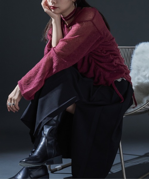 Ellno de Mavie(エルノデメヴィ)の「コードネックシャーリングシアーニット(ニット/セーター・レディース・ブラック/ボルドー・FREE)」の11枚目の写真