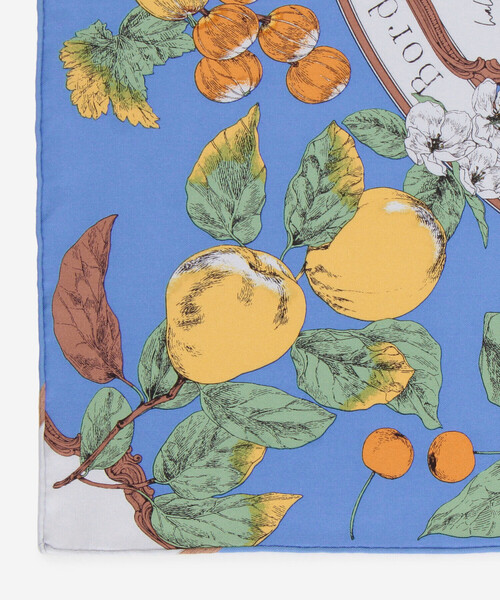 manipuri(マニプリ)の「manipuri | シルクスカーフ アンティークレシピ 65×65 WOMEN(バンダナ/スカーフ・レディース・ブルー/ライトグリーン・ONE)」の4枚目の写真