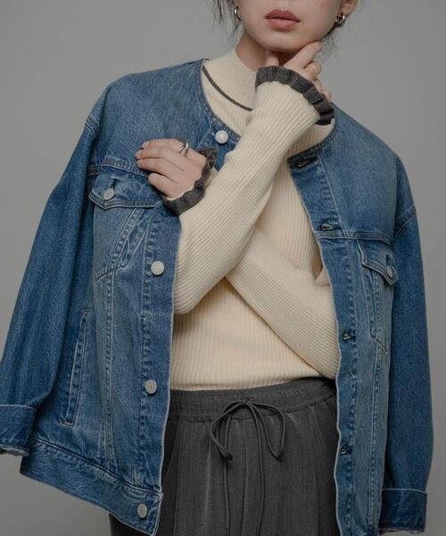 URBAN RESEARCH Sonny Label(アーバンリサーチサニーレーベル)の「袖口フリルハイネックプルオーバー(ニット/セーター・レディース・オフホワイト/グレー/ミント/ベージュ系その他/ネイビー×ホワイト・FREE)」の2枚目の写真