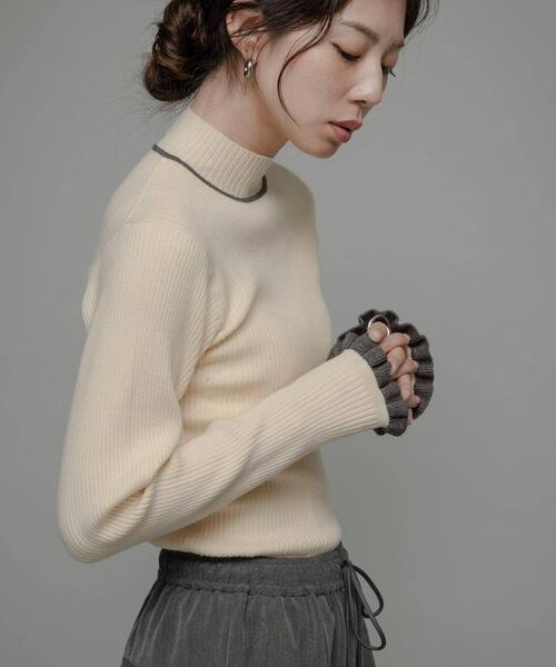 URBAN RESEARCH Sonny Label(アーバンリサーチサニーレーベル)の「袖口フリルハイネックプルオーバー(ニット/セーター・レディース・オフホワイト/グレー/ミント/ベージュ系その他/ネイビー×ホワイト・FREE)」の8枚目の写真