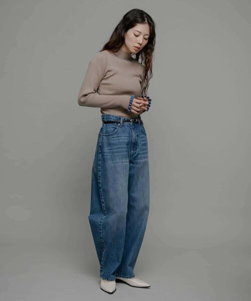 URBAN RESEARCH Sonny Label(アーバンリサーチサニーレーベル)の「袖口フリルハイネックプルオーバー(ニット/セーター・レディース・オフホワイト/グレー/ミント/ベージュ系その他/ネイビー×ホワイト・FREE)」の21枚目の写真