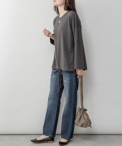 RCD(アールシーディー)の「長袖裾バルーン2wayカットソー(Tシャツ/カットソー・レディース・ブラック/カーキ/チャコールグレー/グレイッシュベージュ/オフホワイト・M-L/4L~5L/LL~3L)」の22枚目の写真