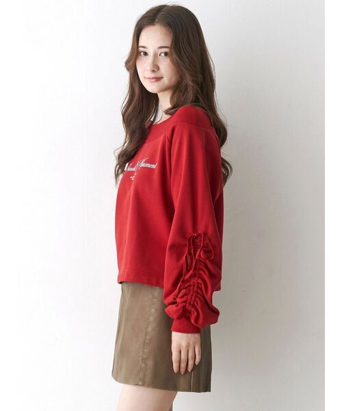 CALNAMUR(カルナムール)の「2WAY オフショルリボンスウェットプルオーバー(スウェット・レディース・ブラック/ブラウン/レッド・FREE)」の9枚目の写真