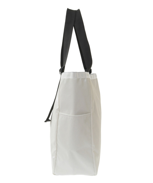 LeSportsac(レスポートサック)の「【LeSportsac】ADJUSTABLE REVERSIBLE TOTE BAG(トートバッグ・レディース・ブラック/ホワイト・FREE)」の4枚目の写真