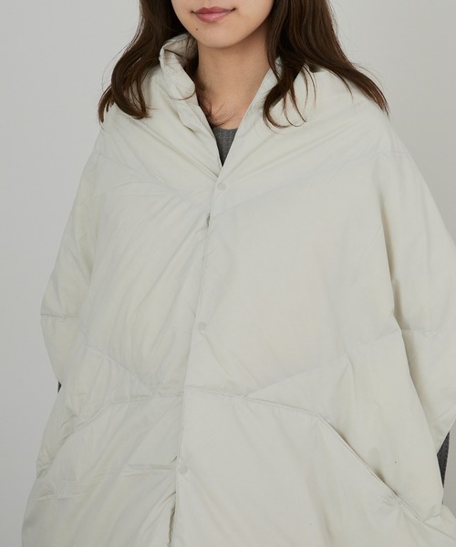 NANGA(ナンガ)の「NANGA/ナンガ DOWN PONCHO MUFFLER マフラー(マフラー・レディース・ブラウン/ブラック/アイボリー/カーキ・FREE)」の13枚目の写真