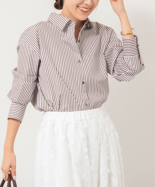 NOLLEY’S(ノーリーズ)の「ウォッシャブル2WAYBasicレギュラーシャツ(シャツ/ブラウス・レディース・ブルー系その他/ホワイト/サックスブルー/ベージュ系その他・38)」の2枚目の写真