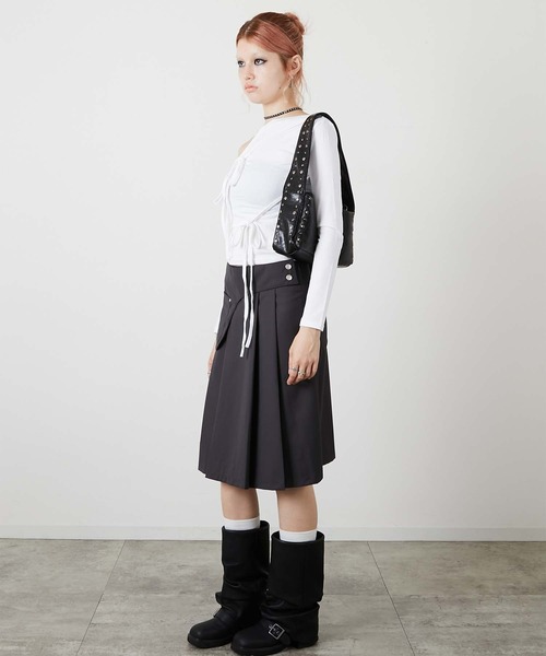 led.tokyo（レッドトウキョウ）の「【led.tokyo】ONE SHOULDER RIBBON TOPS/ワンショルダーリボントップス（Tシャツ/カットソー・レディース・ホワイト/ブラック/グレー・FREE）」の4枚目の写真