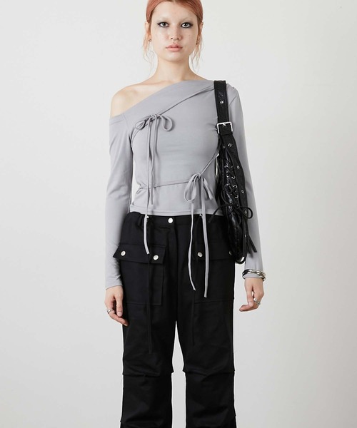 led.tokyo（レッドトウキョウ）の「【led.tokyo】ONE SHOULDER RIBBON TOPS/ワンショルダーリボントップス（Tシャツ/カットソー・レディース・ホワイト/ブラック/グレー・FREE）」の17枚目の写真