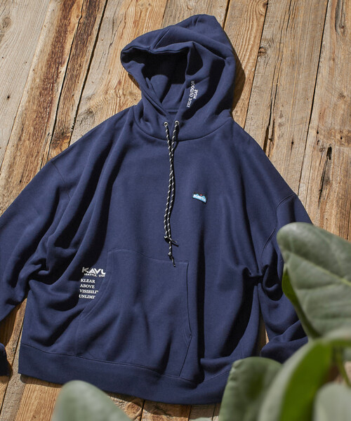 FREAK'S STORE（フリークスストア）の「限定展開 KAVU×FREAK'S STORE/カブー 別注 ビッグシルエット ワンポイント刺繍 プルオーバー パーカー / フーディ（パーカー・メンズ・ネイビー/グリーン/ブラック/グレイッシュベージュ/アッシュグレー・SMALL/MEDIUM/LARGE）」の11枚目の写真