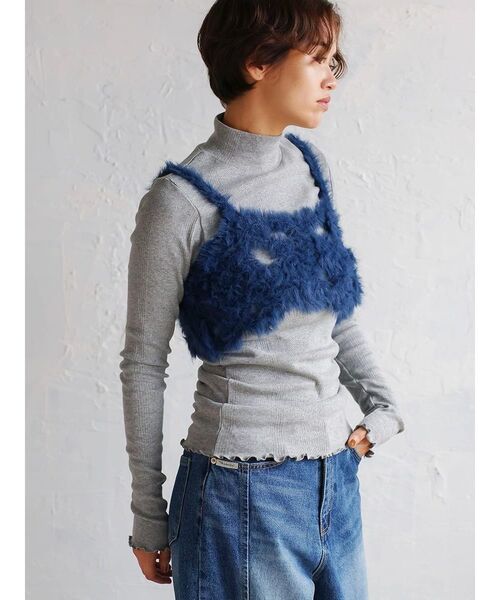 FIKA.(フィーカ)の「Flower motif feather knit bustier(その他トップス・レディース・グレー/オフホワイト・MEDIUM)」の10枚目の写真