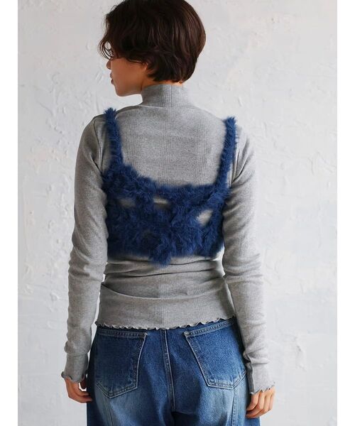 FIKA.(フィーカ)の「Flower motif feather knit bustier(その他トップス・レディース・グレー/オフホワイト・MEDIUM)」の12枚目の写真