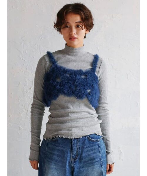 FIKA.(フィーカ)の「Flower motif feather knit bustier(その他トップス・レディース・グレー/オフホワイト・MEDIUM)」の13枚目の写真