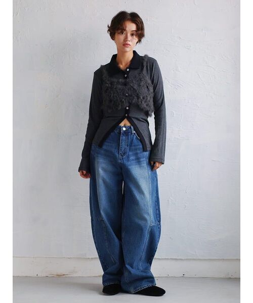 FIKA.(フィーカ)の「Flower motif feather knit bustier(その他トップス・レディース・グレー/オフホワイト・MEDIUM)」の20枚目の写真
