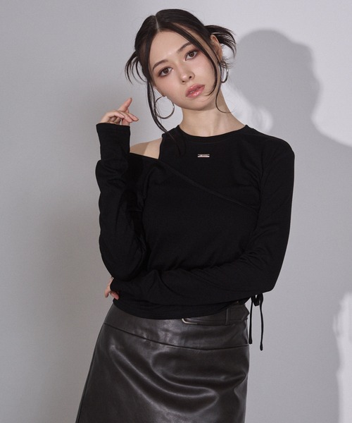 ENVYM（アンビー）の「ショルダーオープントップス（Tシャツ/カットソー・レディース・グレー/ブラック/カーキ・FREE）」の14枚目の写真