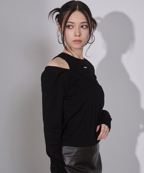 ENVYM（アンビー）の「ショルダーオープントップス（Tシャツ/カットソー・レディース・グレー/ブラック/カーキ・FREE）」の16枚目の写真