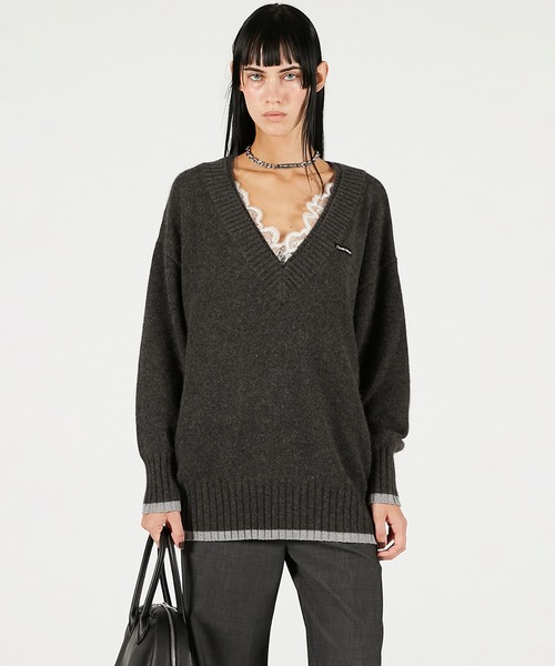 DES PRES Vネック アンゴラミックス ファーニット 美品 デプレ DES PRES アンゴラ混 Vネック ファーニット S 白 - メルカリ